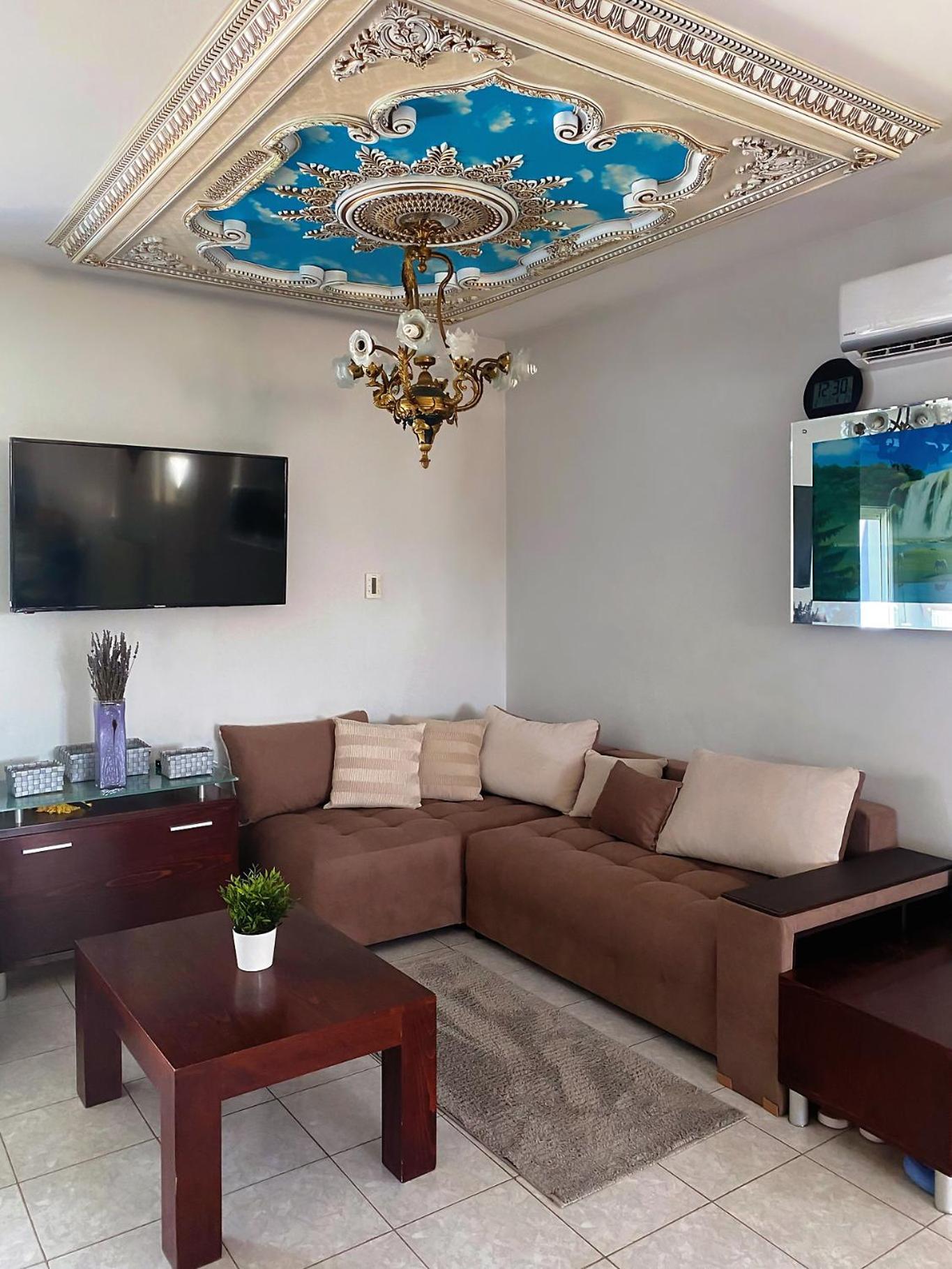 Blue House Villa Karianí Екстериор снимка