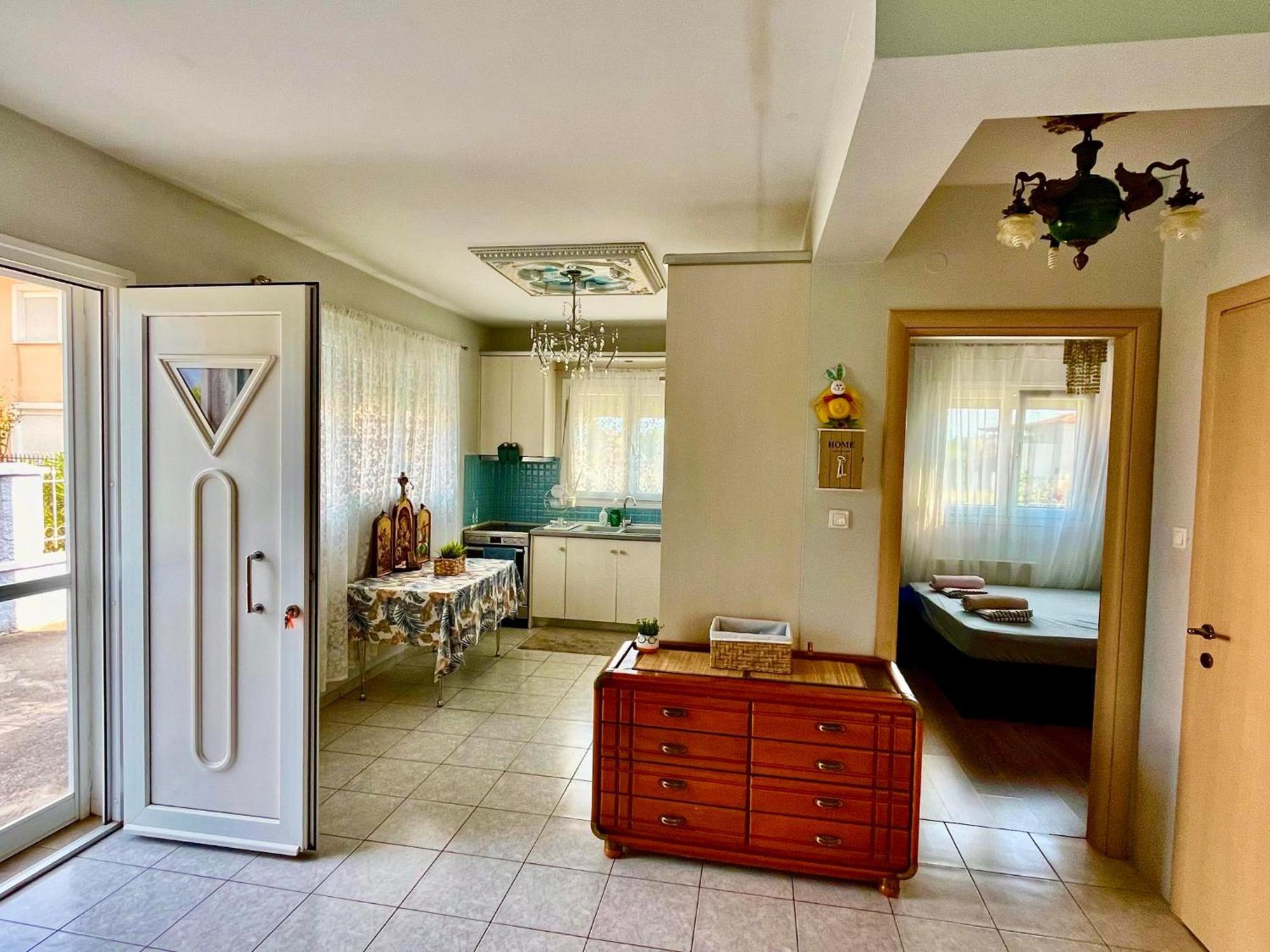 Blue House Villa Karianí Екстериор снимка