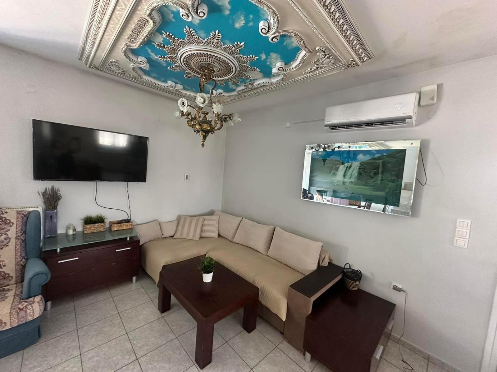 Blue House Villa Karianí Екстериор снимка
